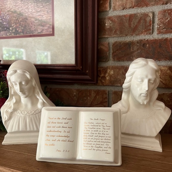 ❤️ Rare Vintage 1962 Jesus and Mother Mary Holland Sculpture Set - Picture 1 of 10